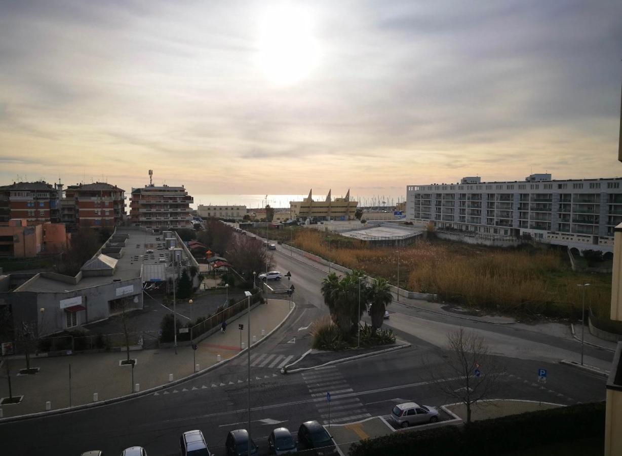Grande, Vista Mare A 2 Passi Dalla Spiaggia Lido di Ostia Exteriér fotografie