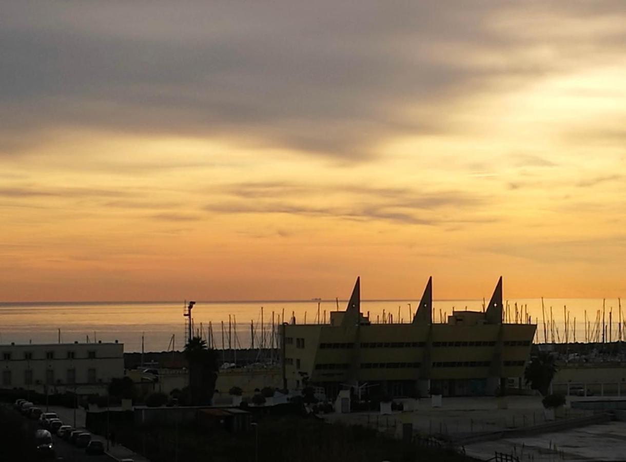 Grande, Vista Mare A 2 Passi Dalla Spiaggia Lido di Ostia Exteriér fotografie